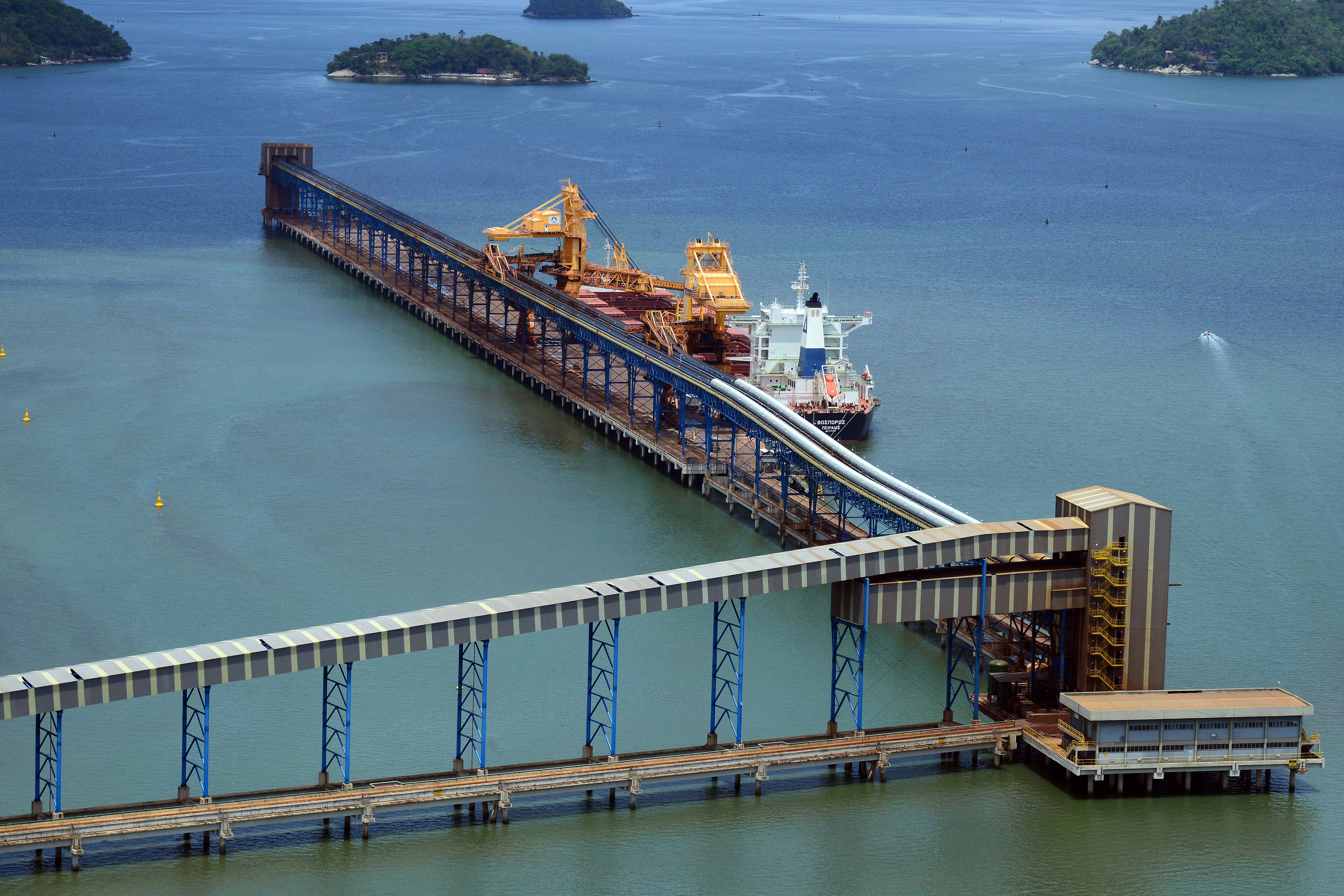 Porto Sudeste Pier